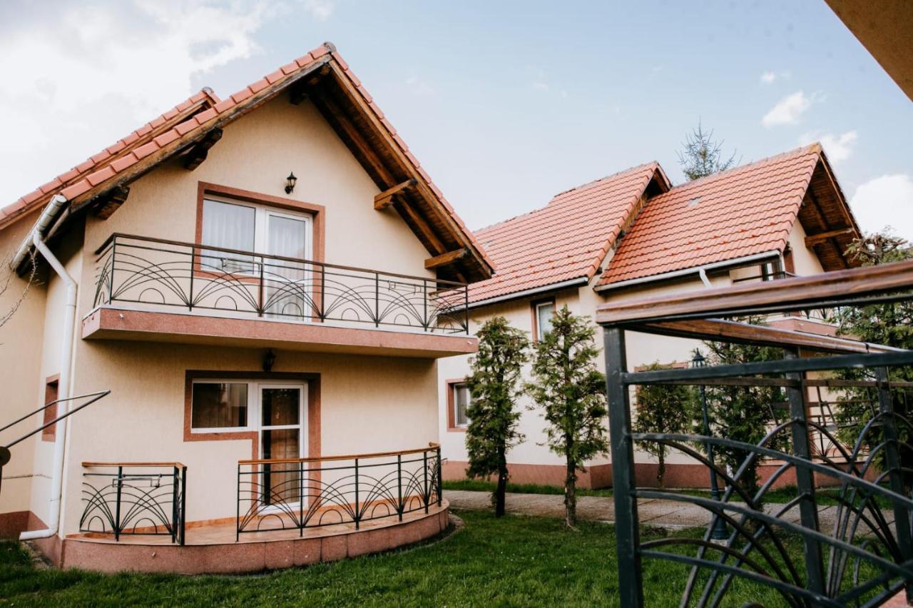 Hotel,Villas & Events Bran Bran (Brasov) Exterior foto